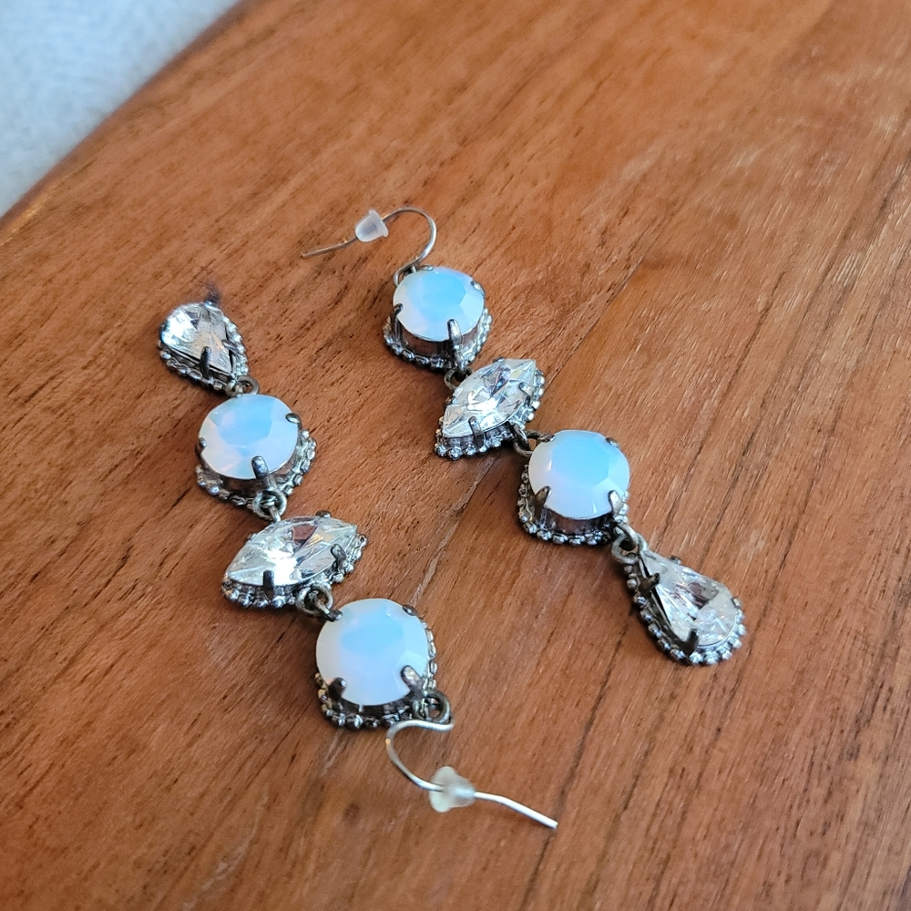 Vintage Y2K maximalist rhinestone costume gemstone drop earrings silver